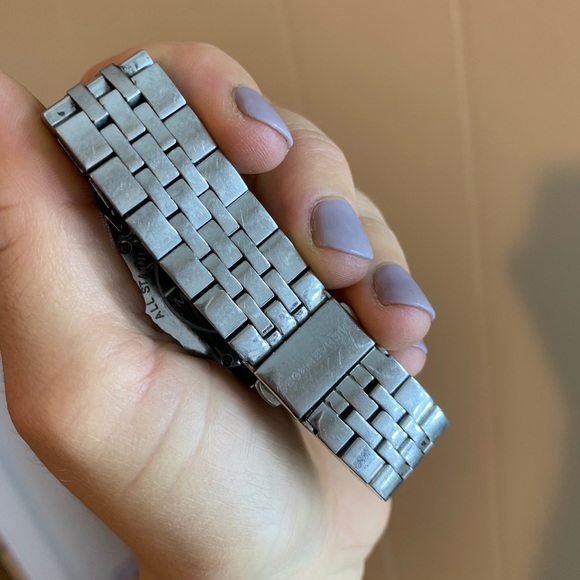 Michael Kors Watch - Picture 3 of 4